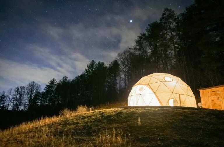 Asheville-luxury-glamping-night-shot.jpg