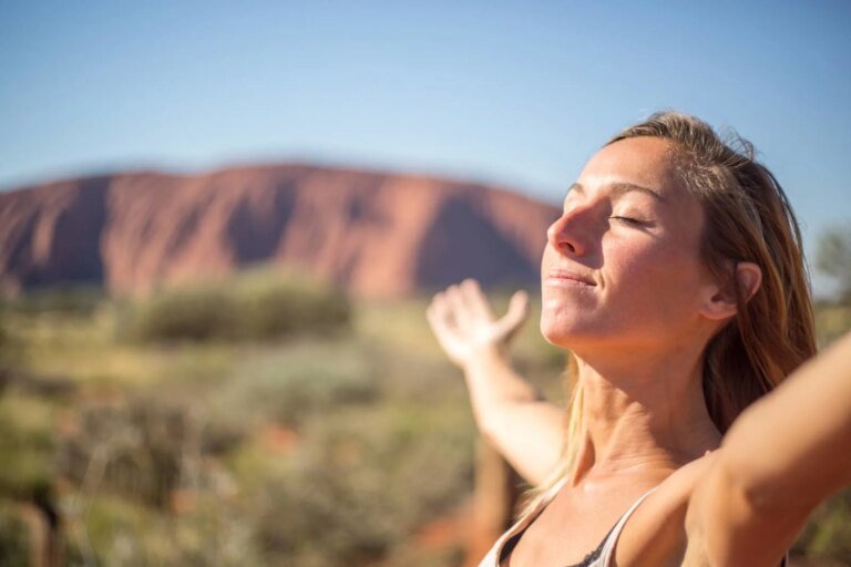 Woman-arms-outstretched-for-freedom-in-Australia-swissmediavision-iStock.jpg